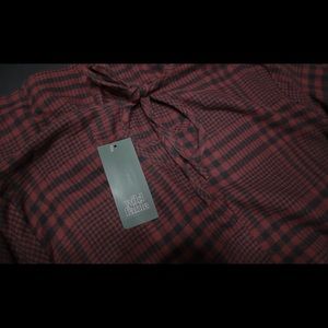 NEVER BEEN WORN Plaid Long Sleeve Dress